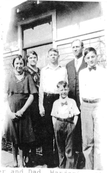 BREINHOLTFamily Marj Roda Clare Harvy Oliver Verle-from Cleo